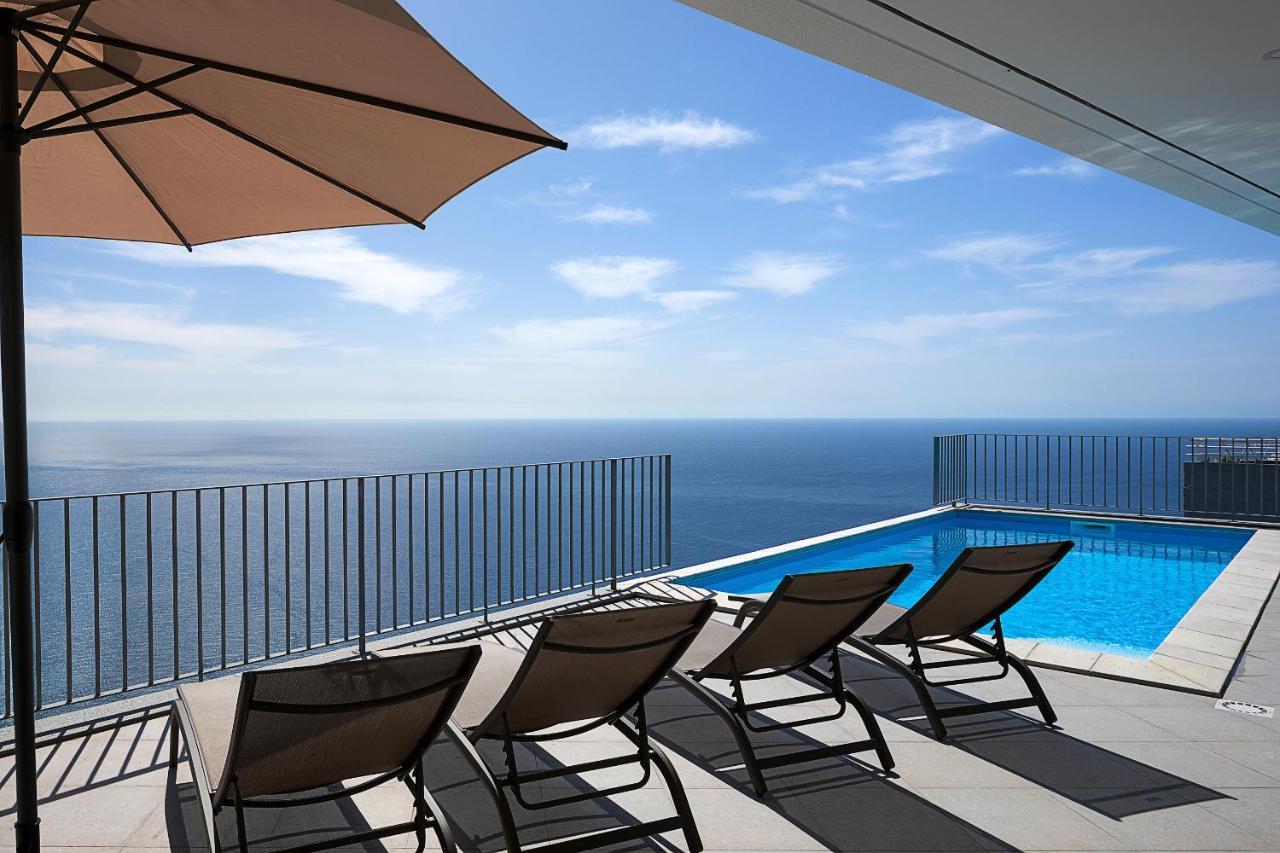 Peak A Boo Private Heated Pool And Private Parking Villa Camara de Lobos Bagian luar foto